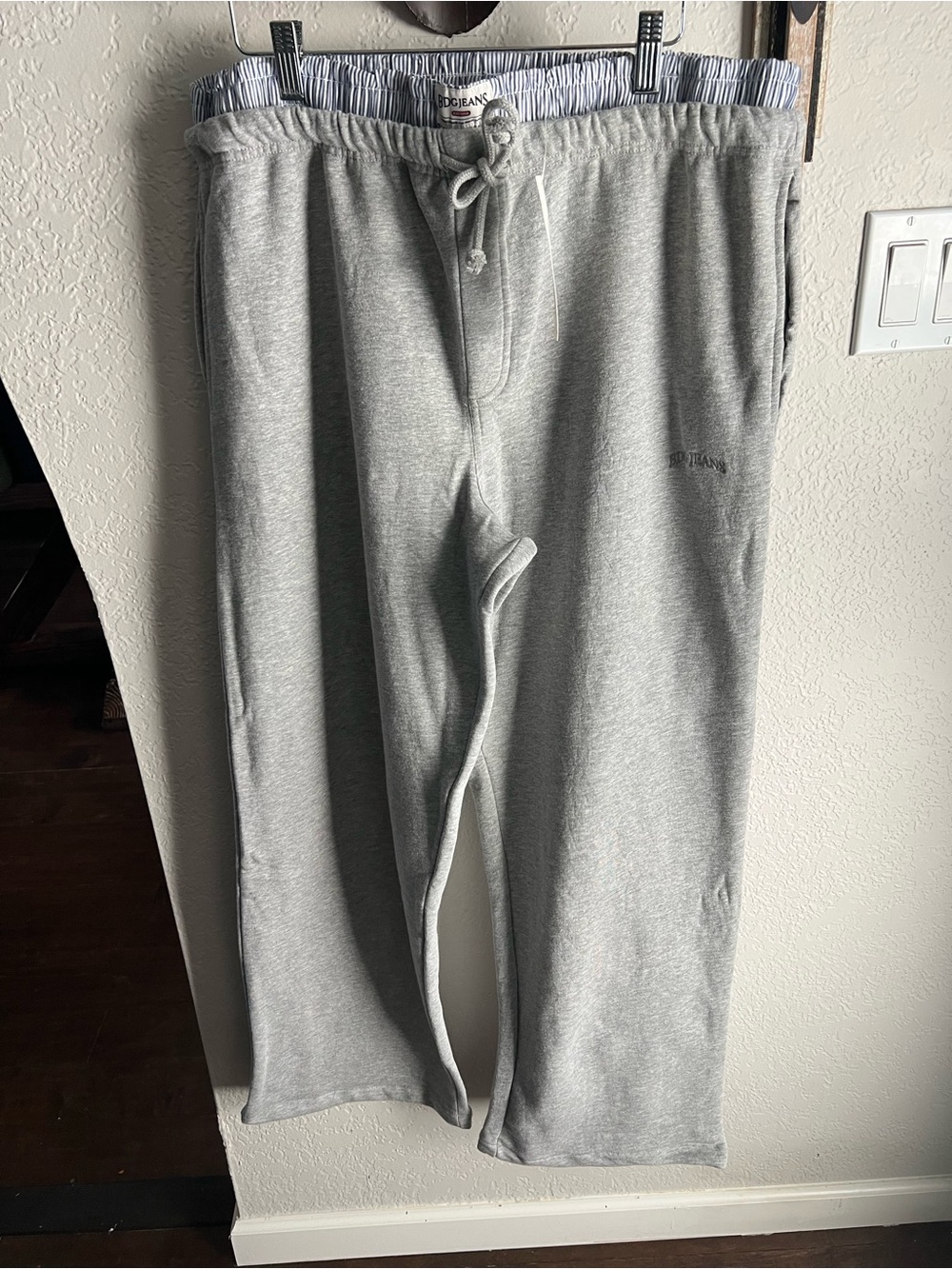 Urban Outfitters Light Gray Straight-Leg Sweatpants
